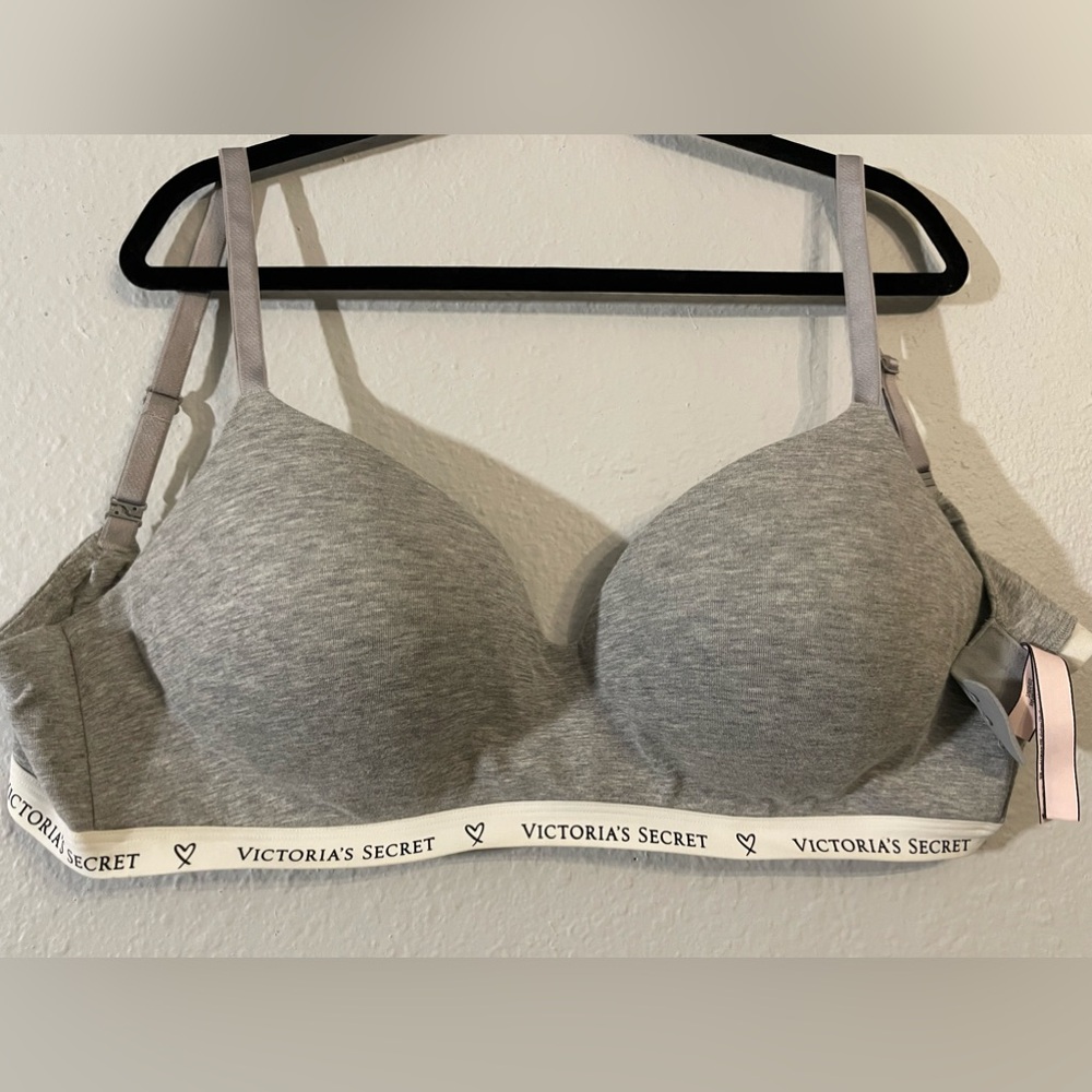 Victoria’s Secret T-Shirt Bra